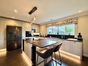 Photo 31- click for photo gallery